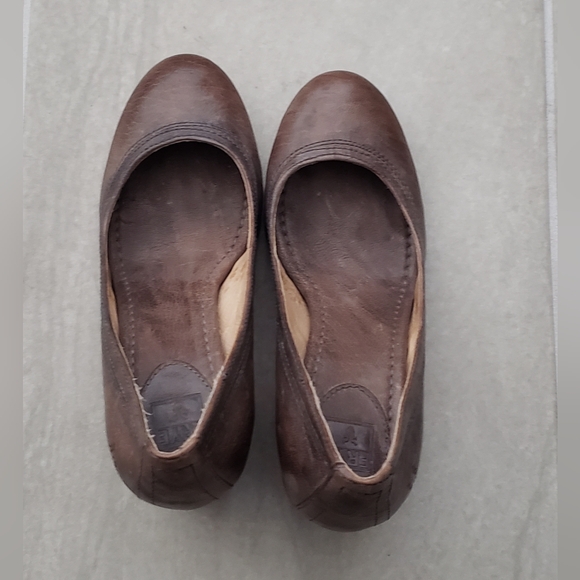 GUC Frye Carson Pumps - Picture 9 of 10